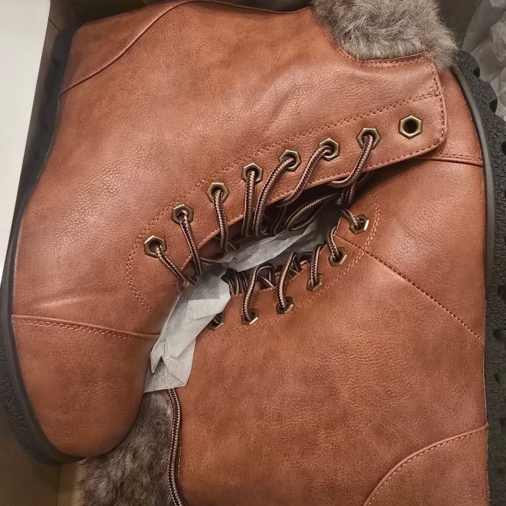 Cloudwalkers- Brown Wedge Boots 10 Wide. New Never Worn Wedge Ankle Boot. Taupe